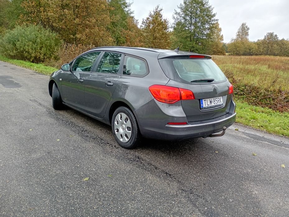 Opel Astra J kombi 1.7diesel 2012rok z Niemiec