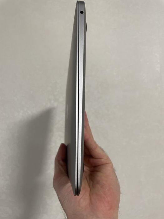 Идеал Macbook M1 Air комфи  8/256, макбук
