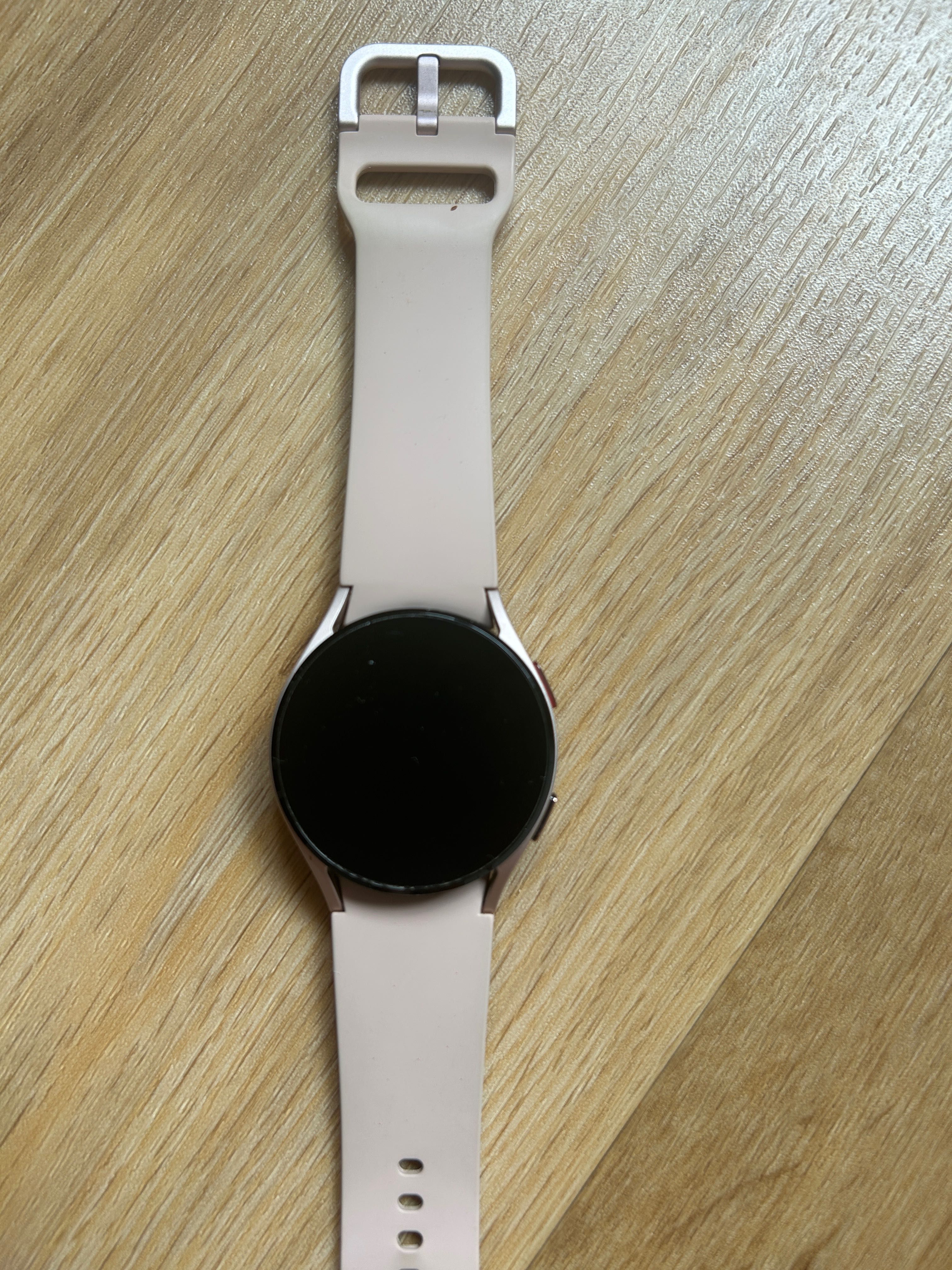 Samsung Galaxy Watch 4