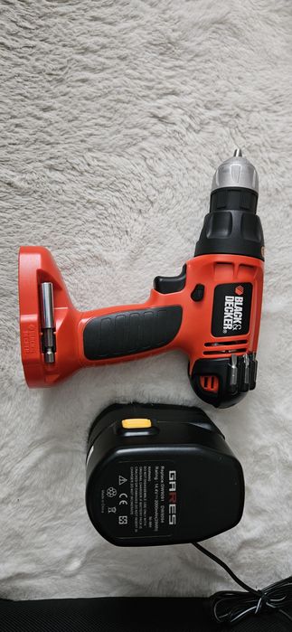Wkrętarko-wiertarka Black and Decker 14.4V