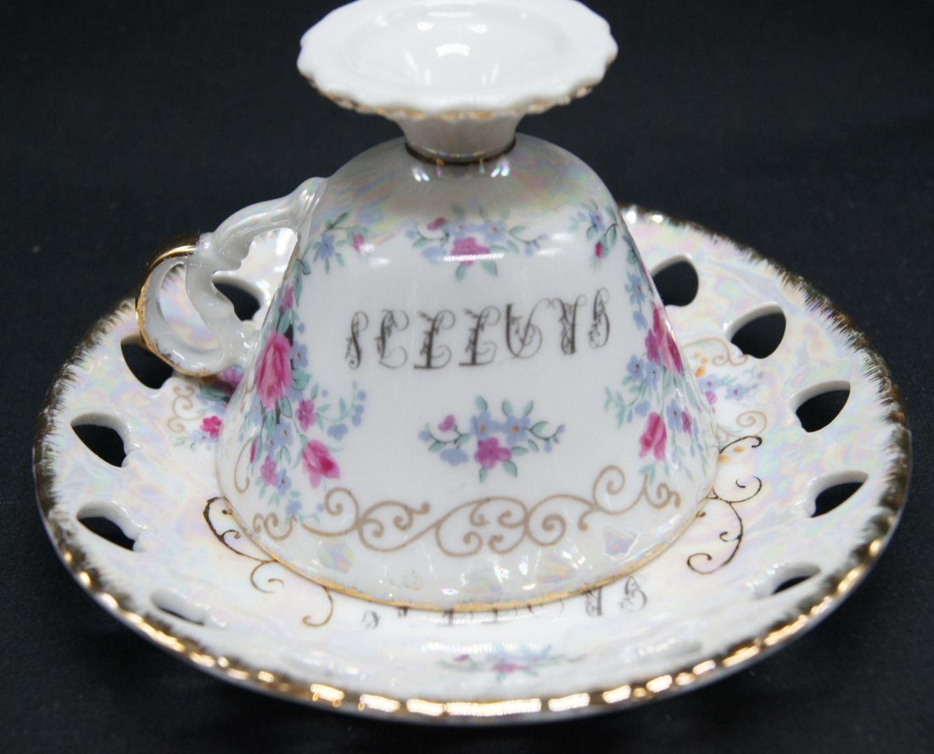 Stara filiżanka porcelana ażurowa 170ml