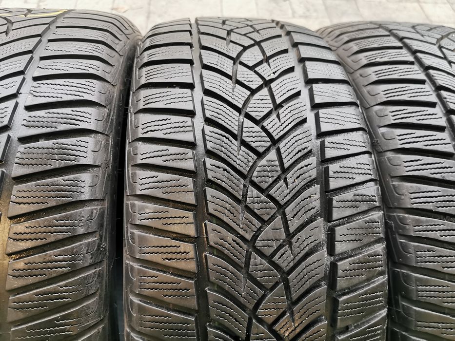 Зимняя резина 225/45 R18 255/40 R18 Goodyear Ug Perfomance