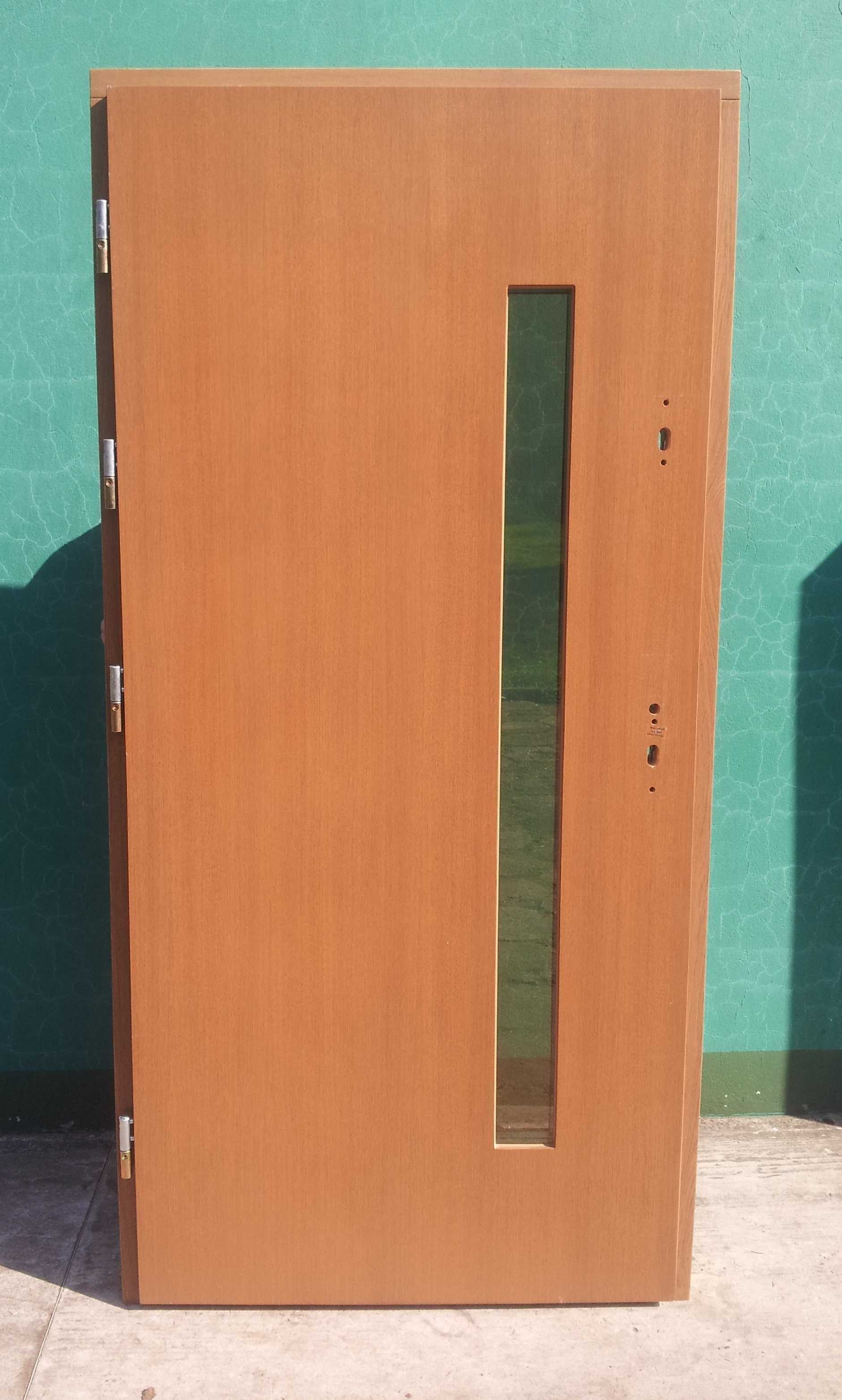 - 40 % Wyprzedaż Ekspozycji Drzwi Drewniane 78 mm Zewnętrzne 98 x 208