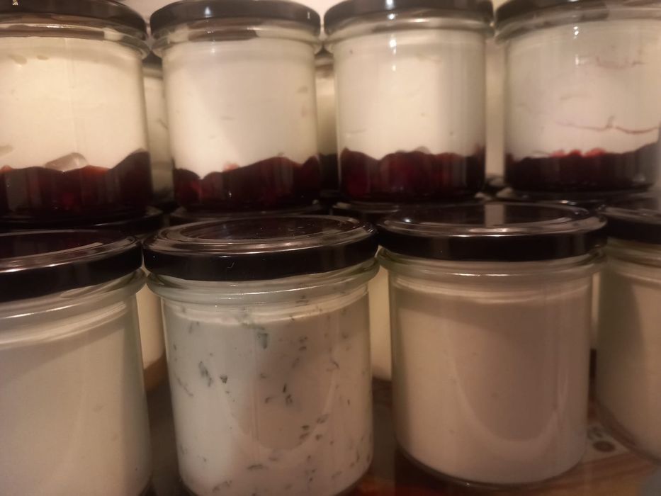 Witam sprzedam mleko kozie sery jogurty  ,kefiry smietanę