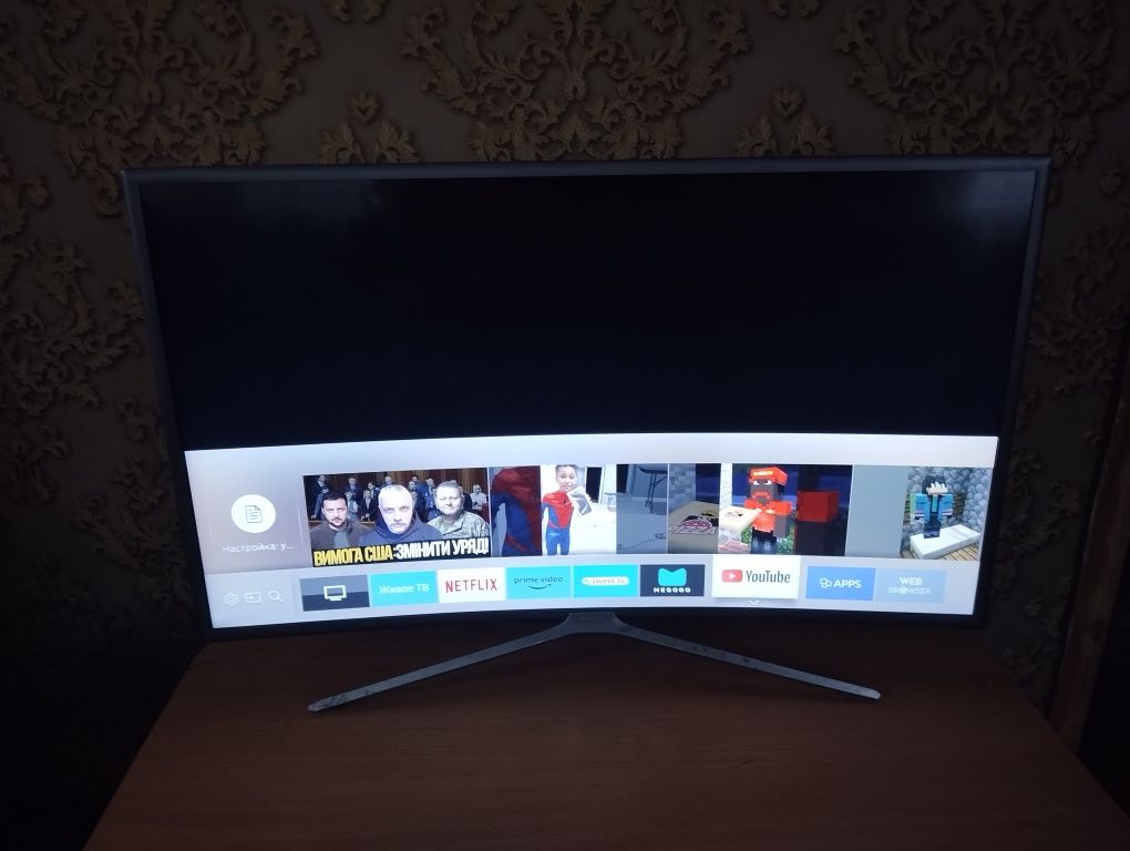 Samsung UE-40K6500 Изогнутый дисплей