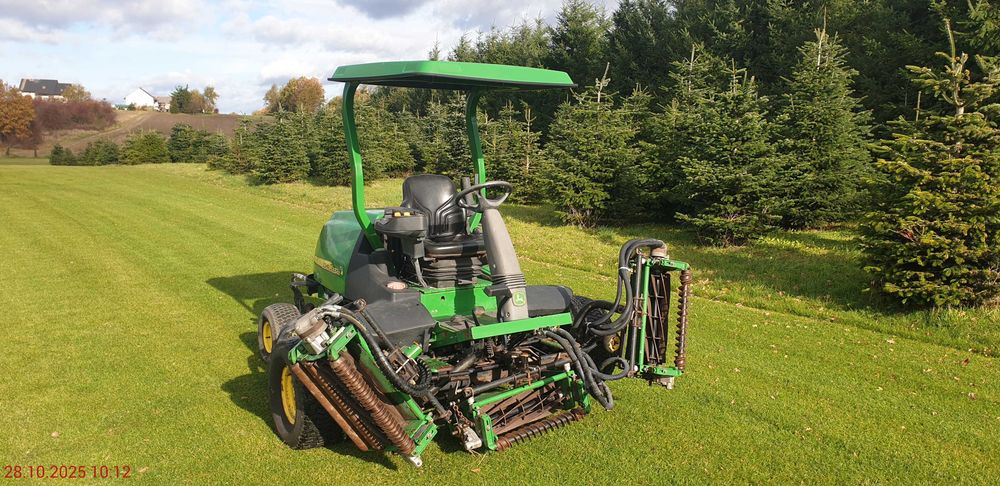 Kosiarka wrzecionowa John Deere 8700, Jacobsen, Toro