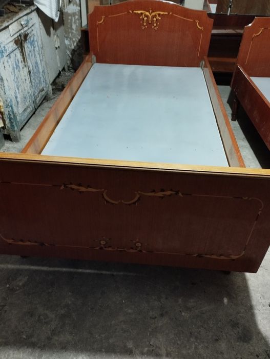 Продам две кровати