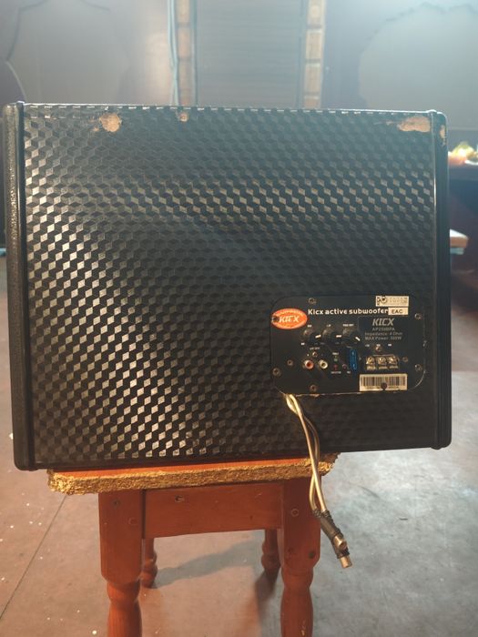 Продам сабвуфер KICX