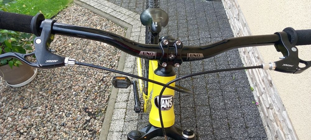 Rower Dirt kands colt używany
