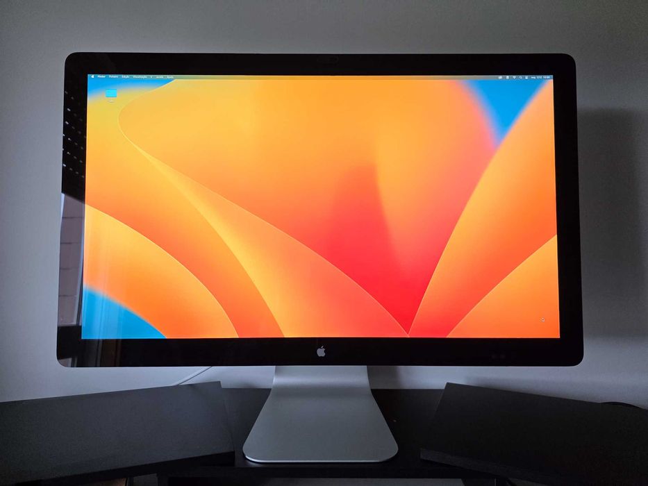 Apple 27 Thunderbolt Display com Caixa de transporte
