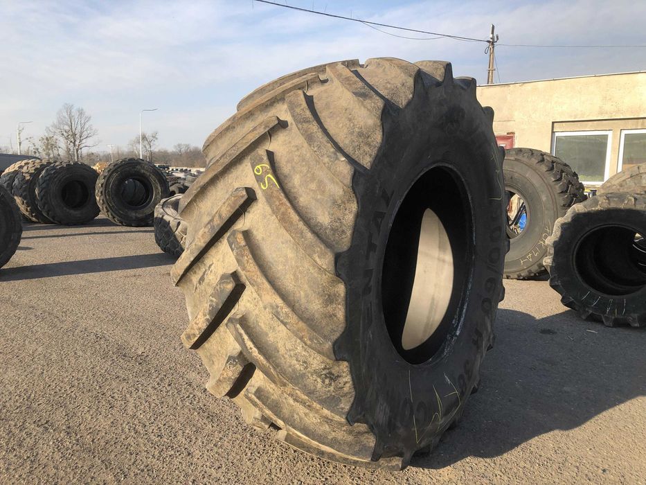 900/60r38 Opona Continental SVT Radial 90% Bieżnika
