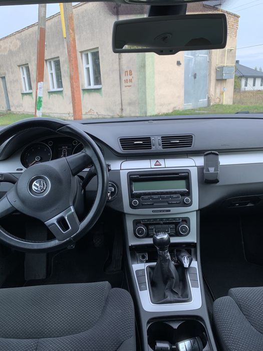 Автомобіль свіжо пригнаний в гарному стані пасат б6 2010рік