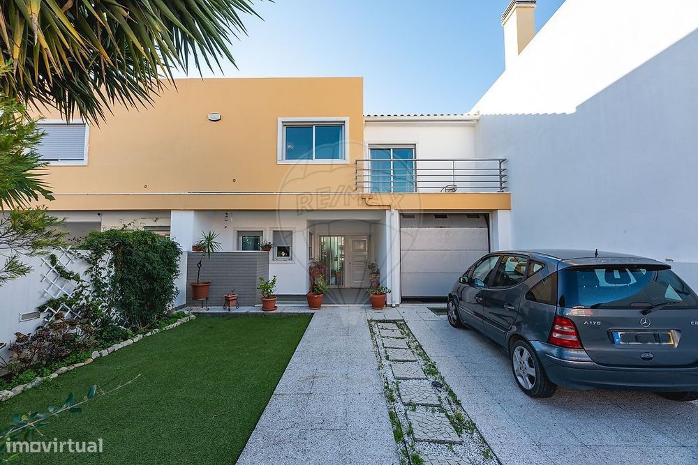 Moradia T5 para venda