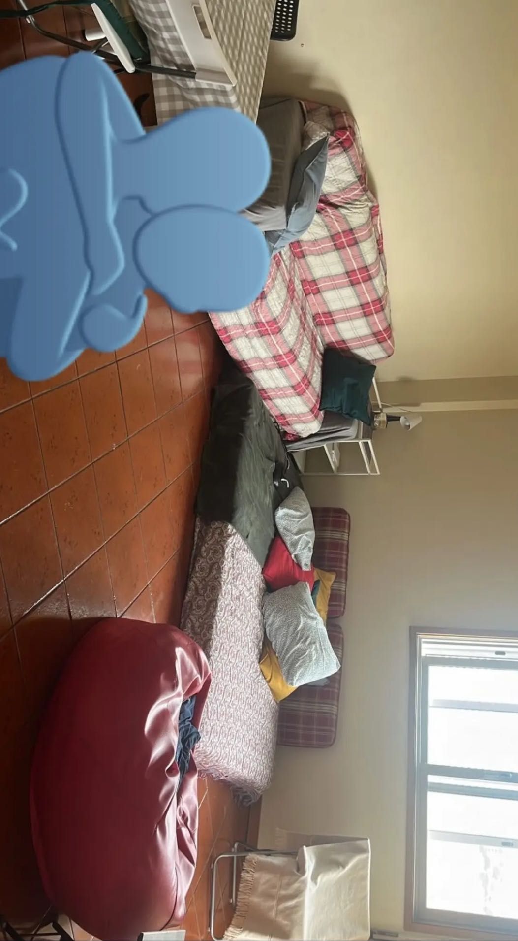 Quarto em apartamento t3