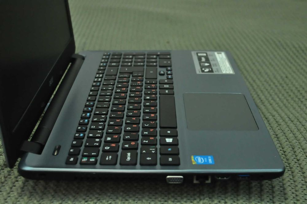 Мощный ноутбук Acer e5-571 (Core i3/ 8Gb/500Gb/video -2Gb)