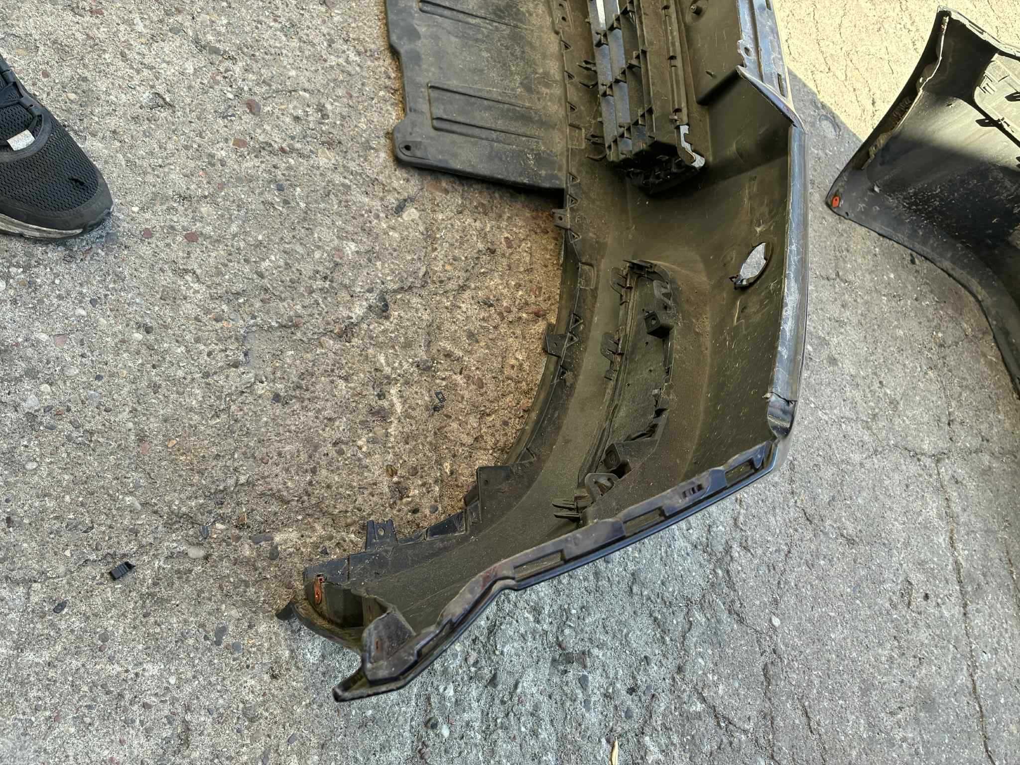 zderzak przód przedni opel astra H Z20R
