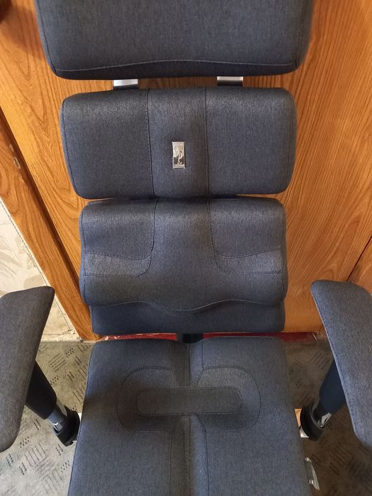 Стул ортопедический