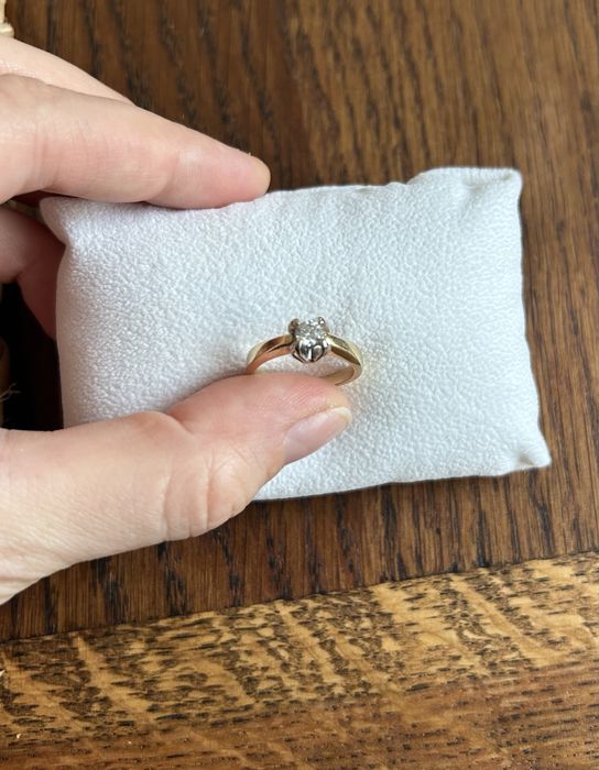 Klasyczny złoty pierścionek regulowany r 9 certyfikat