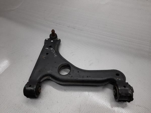Braço de suspensão frente direito OPEL Astra H Hatchback (L48)
