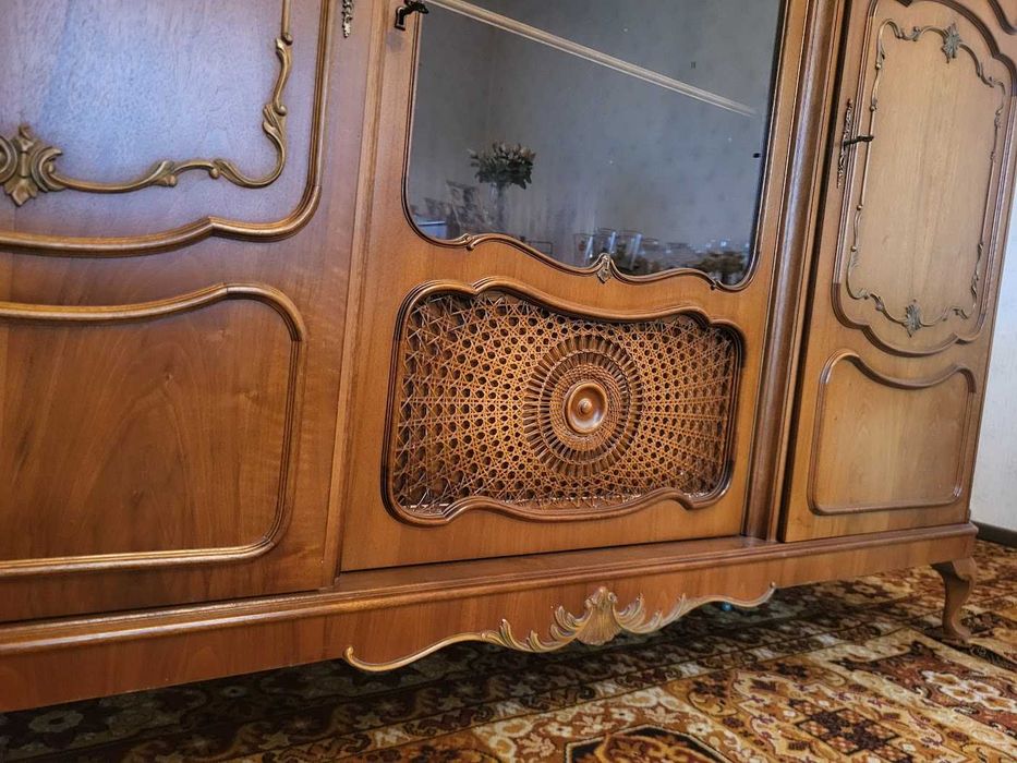 Bardzo ładna biblioteka serwantka chippendale witryna kredens orzech