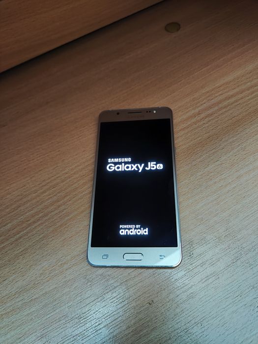 Telefon Samsung Galaxy J5 nowy