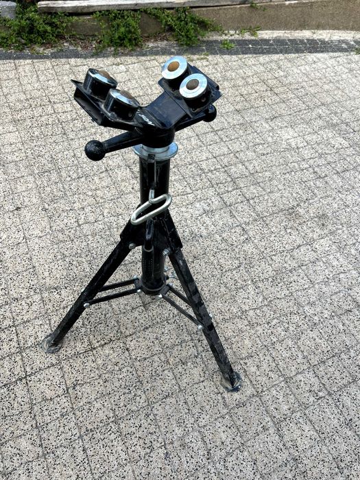 Stojak rolkowy pod rury, podpórka GTOOLS GT1472C