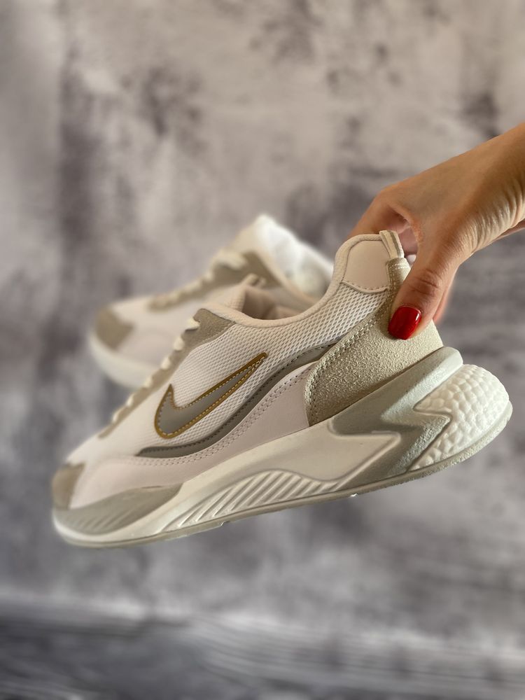 Нереальні чоловічі кросівки Nike Racer White Silver