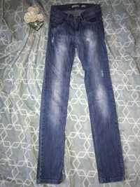 Spodnie / jeansy STRADIVARIUS roz XS