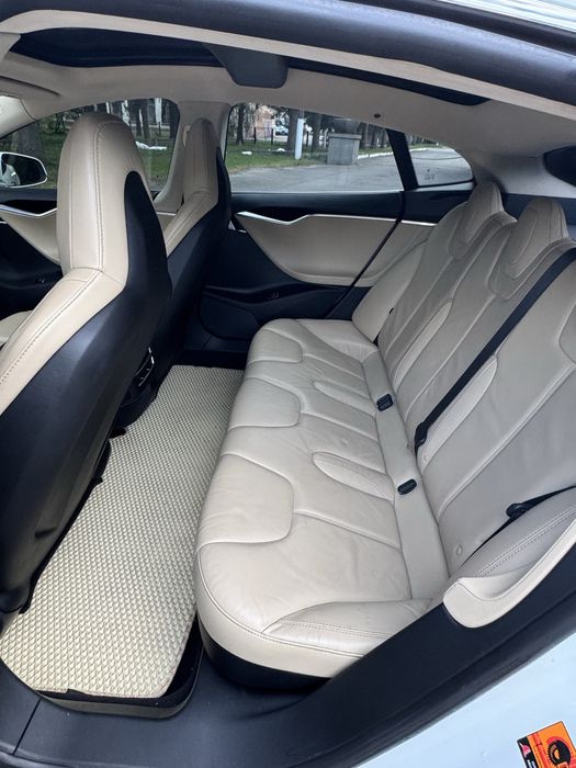 Tesla Model S 85 Kw без дтп