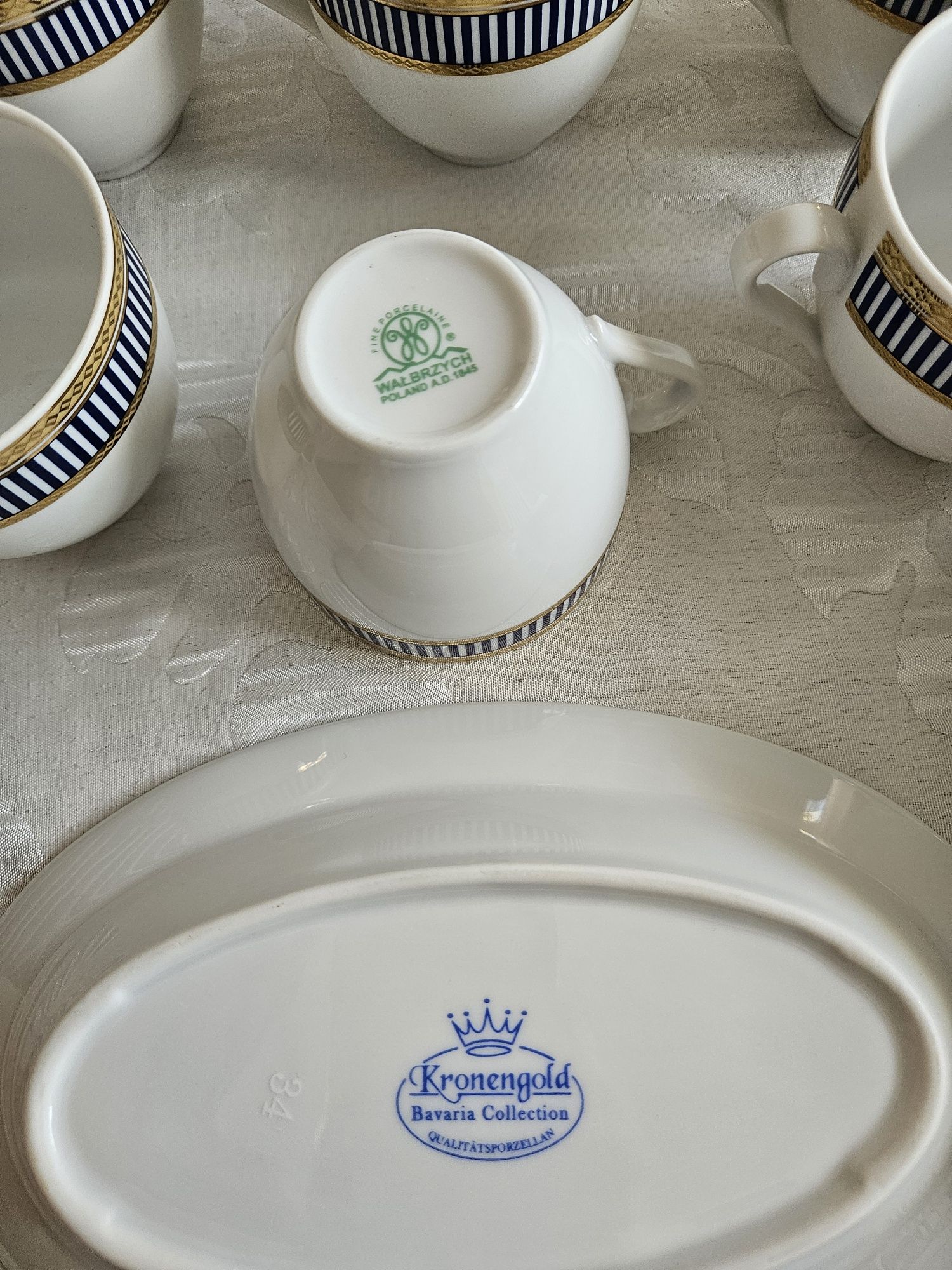 Porcelana Wałbrzych zestaw obiadowo-kawowy