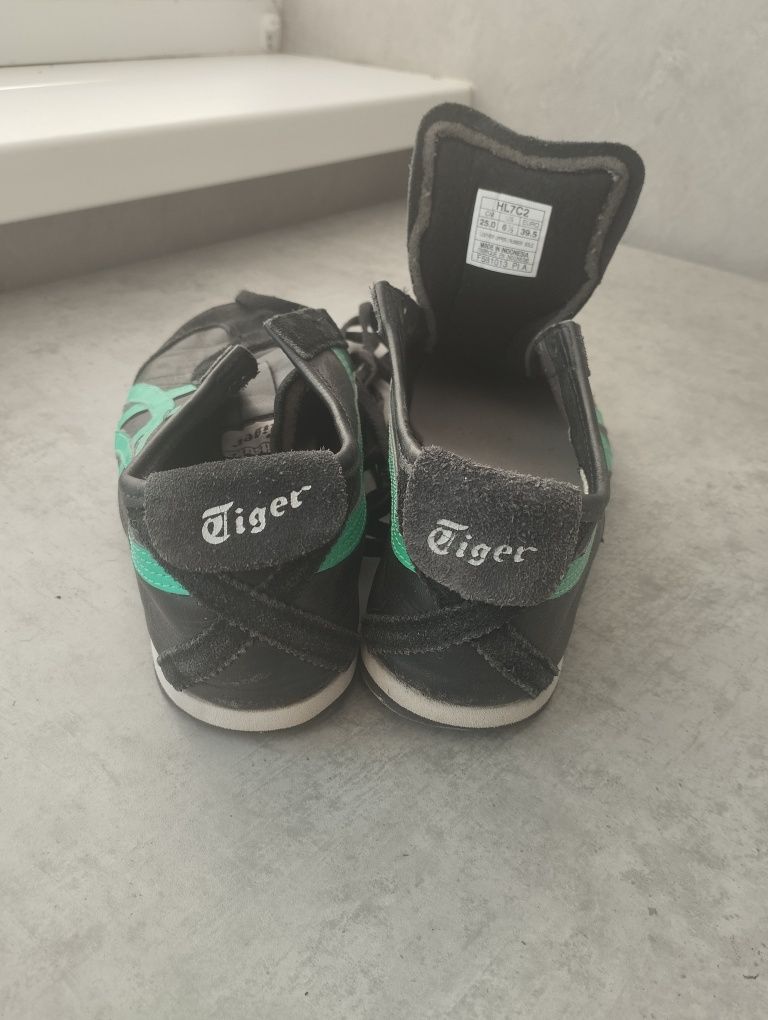 Кроссовки Asics Tiger