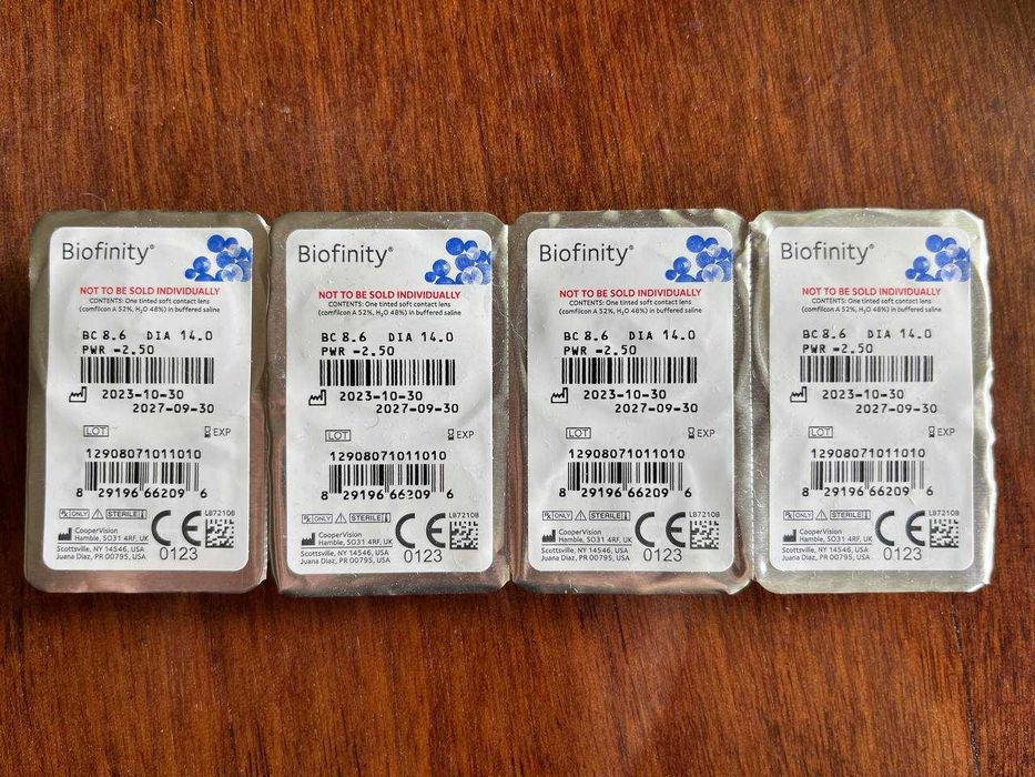 Контактні лінзи Biofinity [-2,5] 4 штуки