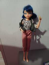Biedronka I Czarny Kot Marinette -lalka typu Barbie