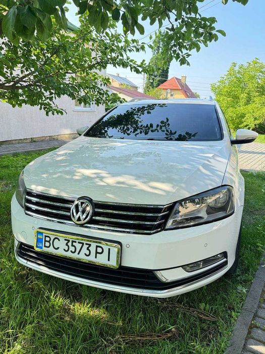 Volkswagen Passat 2012 ТЕРМІНОВО
