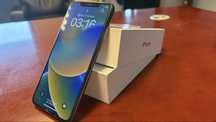 Iphone xs max gold