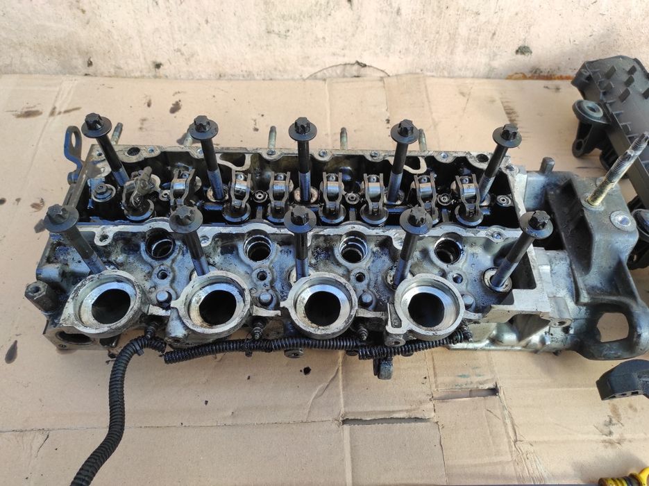 Головка блока двигуна мотора форд фієста МК6 1.4tdci ford fiesta MK6