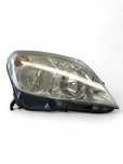 Reflektor lampa przód Opel Astra III H prawa