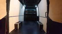 Zabudowa przedziału ładunkowego Iveco Daily L4H2
