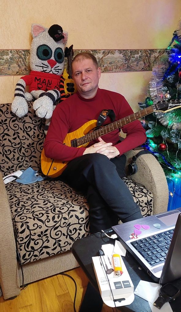 Community electric guitar Поскот