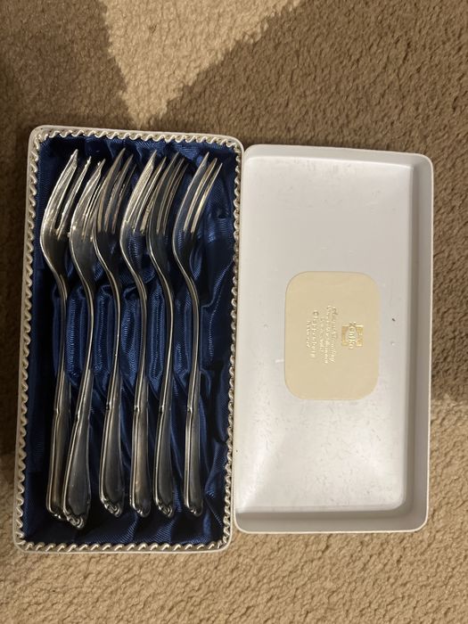 По-Срібні вилки гарний стан