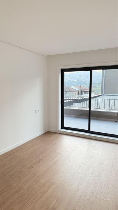 Aluga-se apartamento T3
