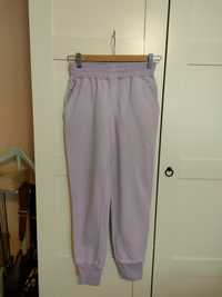 Fioletowe spodnie dresowe