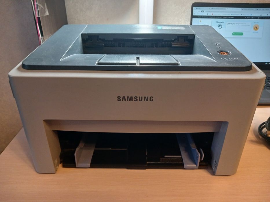 Принтер лазерний