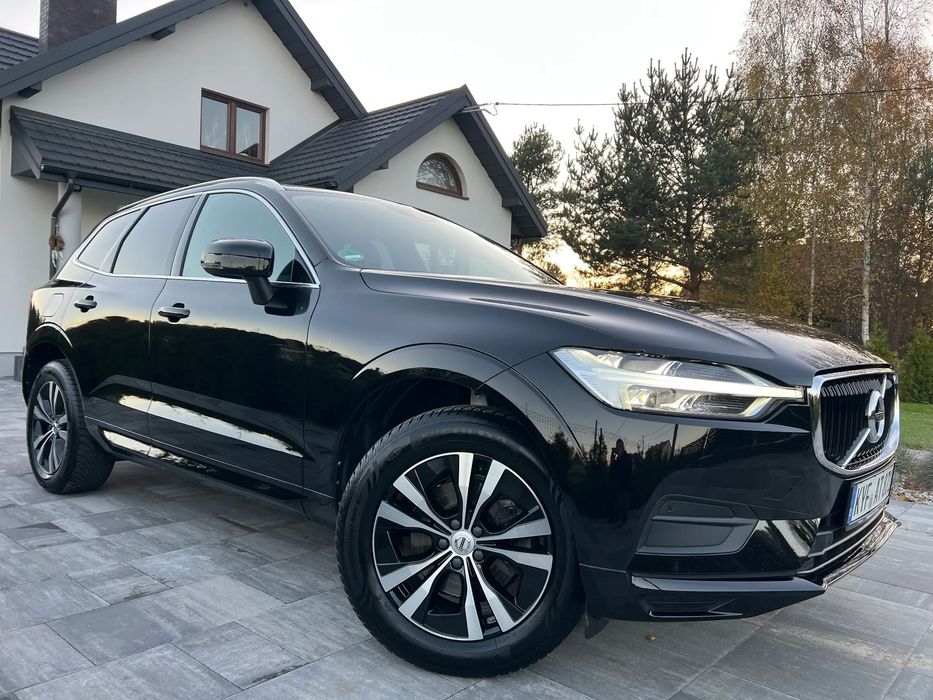 Volvo XC 60 2.0d4*MOMENTUM-PRO*Led-Matrix Skóra Navi Automat EL.HAK BeZkOLizYJnY