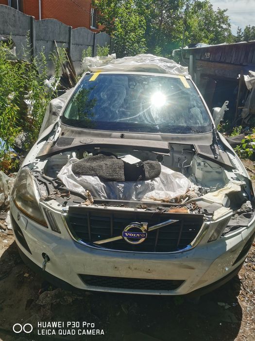 Volvo xc60 3.0 2010 года