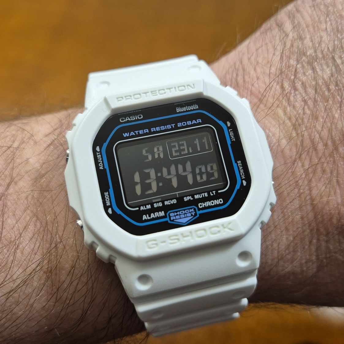 Nowy Casio G-Shock DW-B5600SF-7ER gwarancja 3 lata