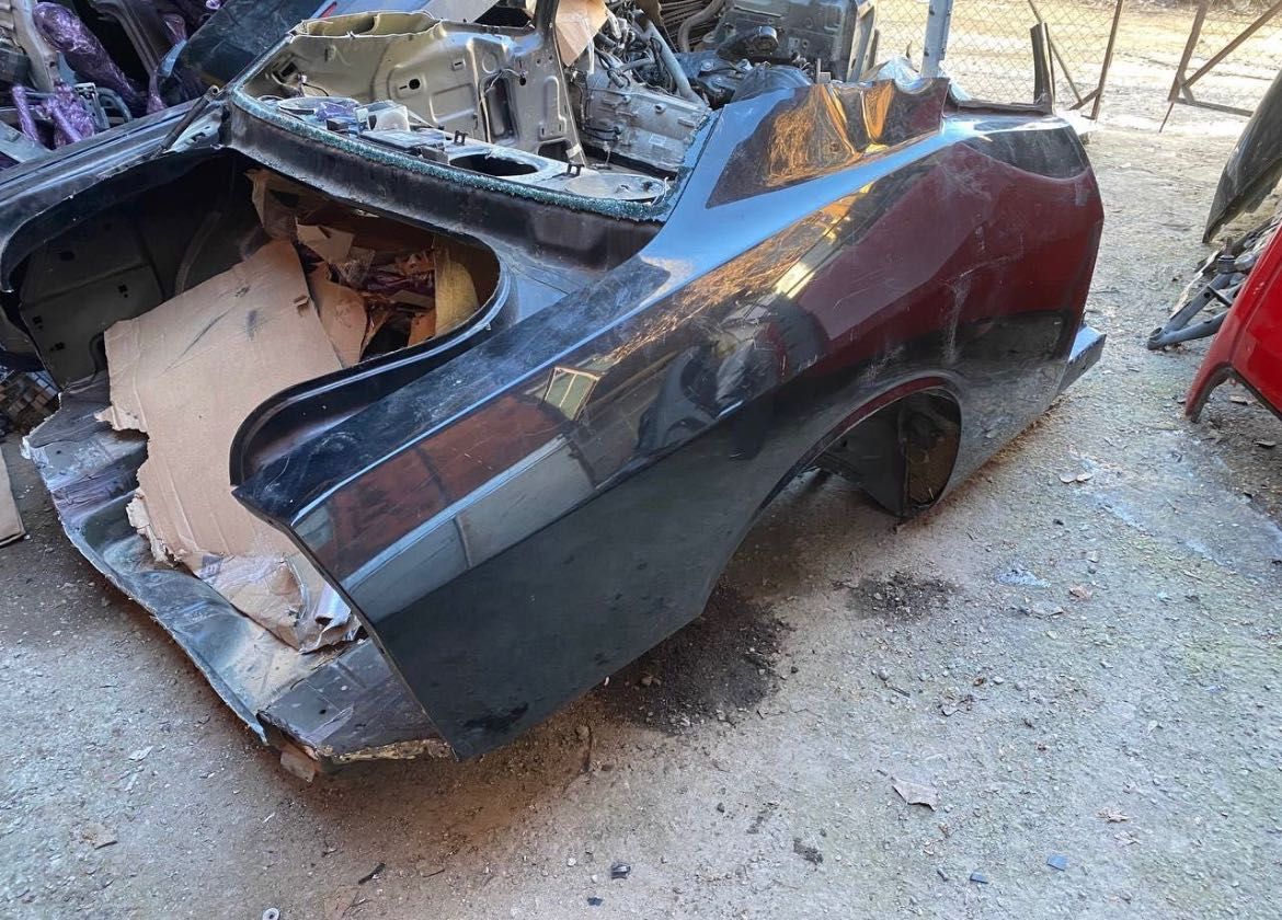 Задняя четверть Dodge Challenger