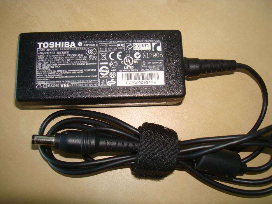 Carregador portatil Toshiba PA3743E-1AC3 original