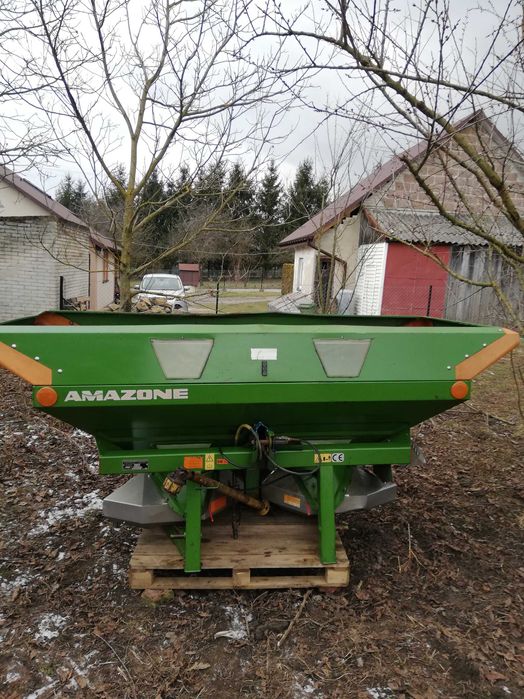 Rozsiewacz Amazone ZA-M Novis 2000