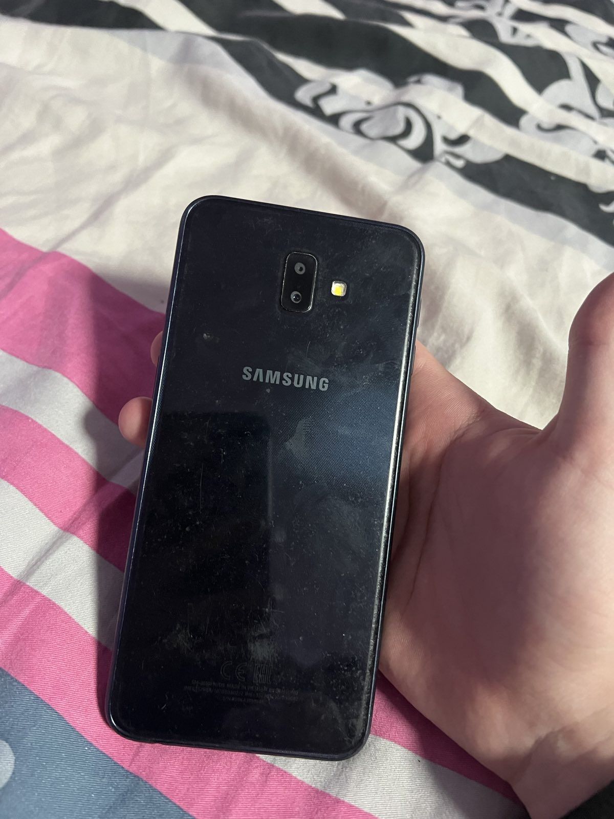 Galaxy J6+ от Samsung
